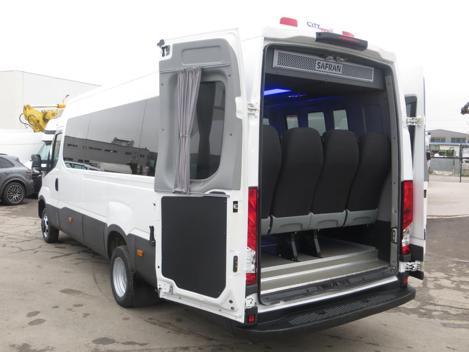 Iveco Daily 50C18  22+ 1 | Mobile.bg   14