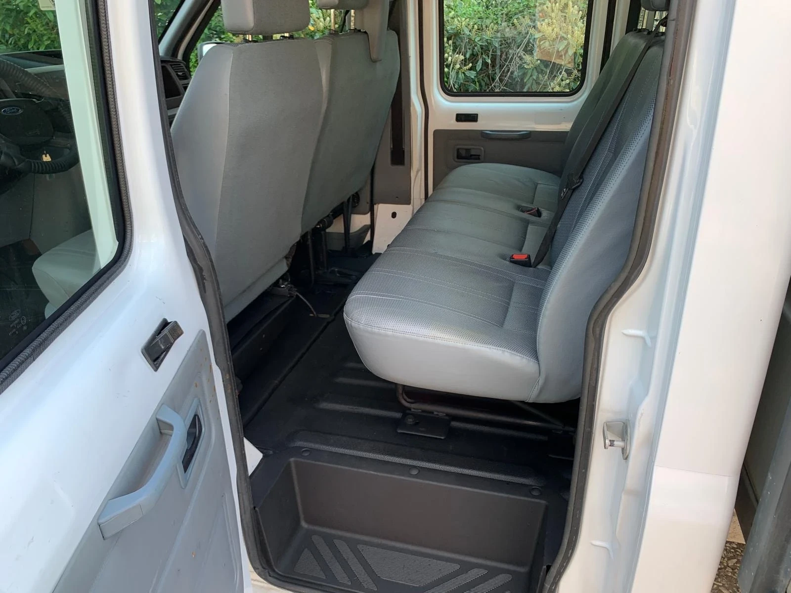 Ford Transit 3, 5т Категория В 6+ 1 места, снимка 14 - Бусове и автобуси - 54633539