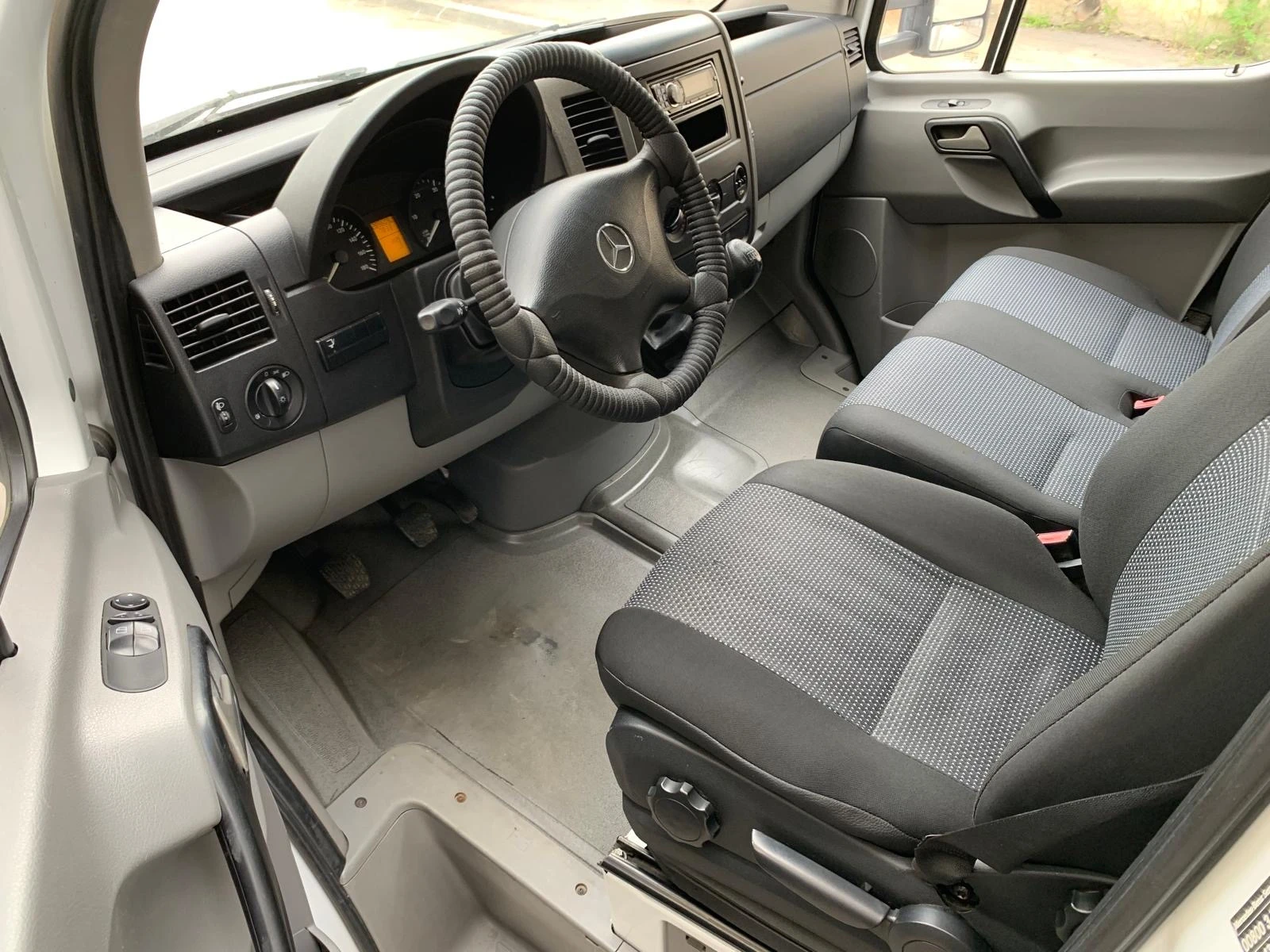 Mercedes-Benz Sprinter 516 CDI Куфар, снимка 11 - Бусове и автобуси - 55539410
