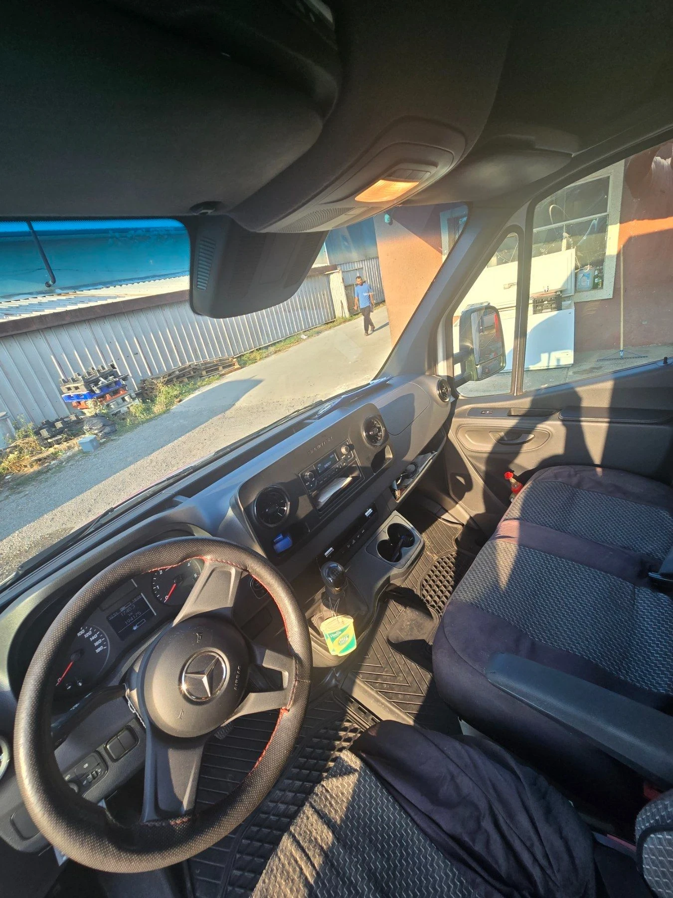Mercedes-Benz Sprinter 516, снимка 9 - Бусове и автобуси - 55578346