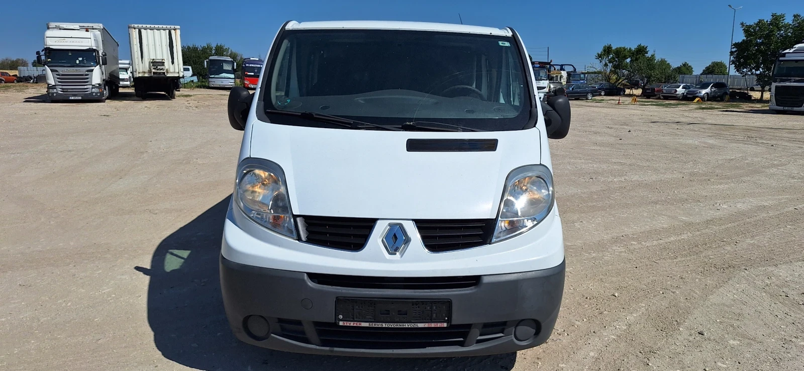 Renault Trafic 2, 0dci Товаро пътнически!!, снимка 3 - Бусове и автобуси - 55736213