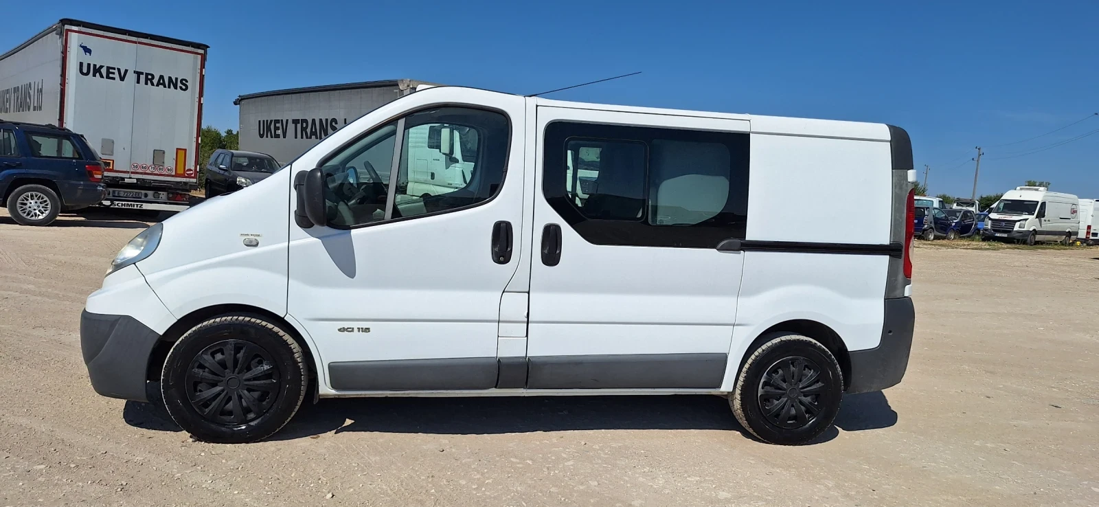 Renault Trafic 2, 0dci Товаро пътнически!!, снимка 6 - Бусове и автобуси - 55736213