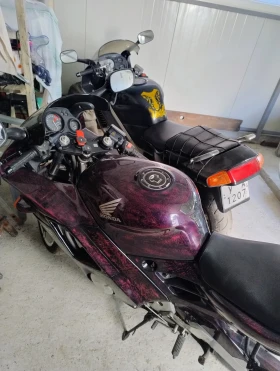  Honda Vtr