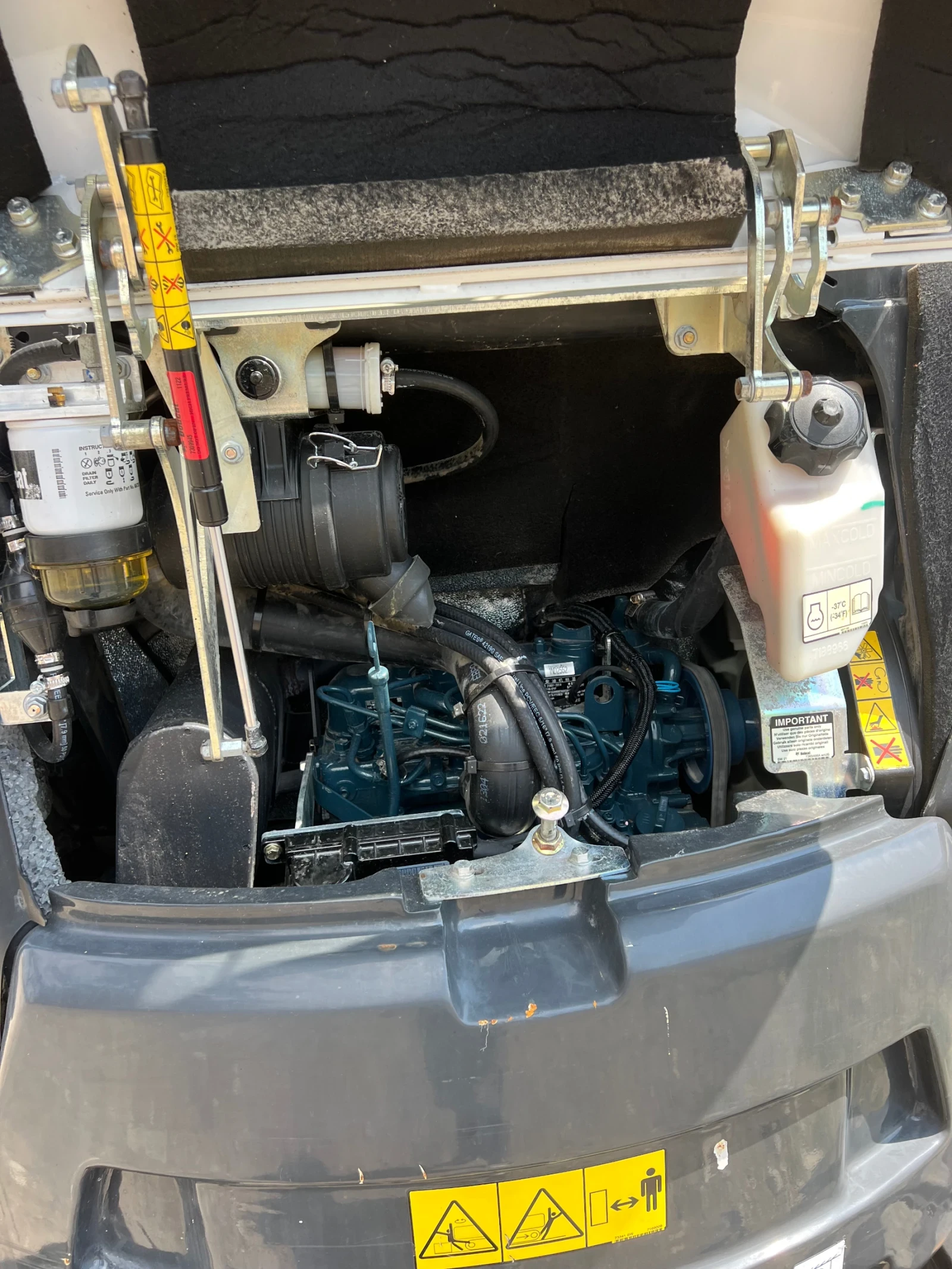 Багер Bobcat E26, снимка 7 - Индустриална техника - 55359046