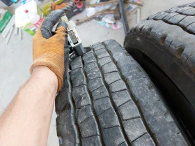 Гуми Всесезонни 235/75R17.5, снимка 3