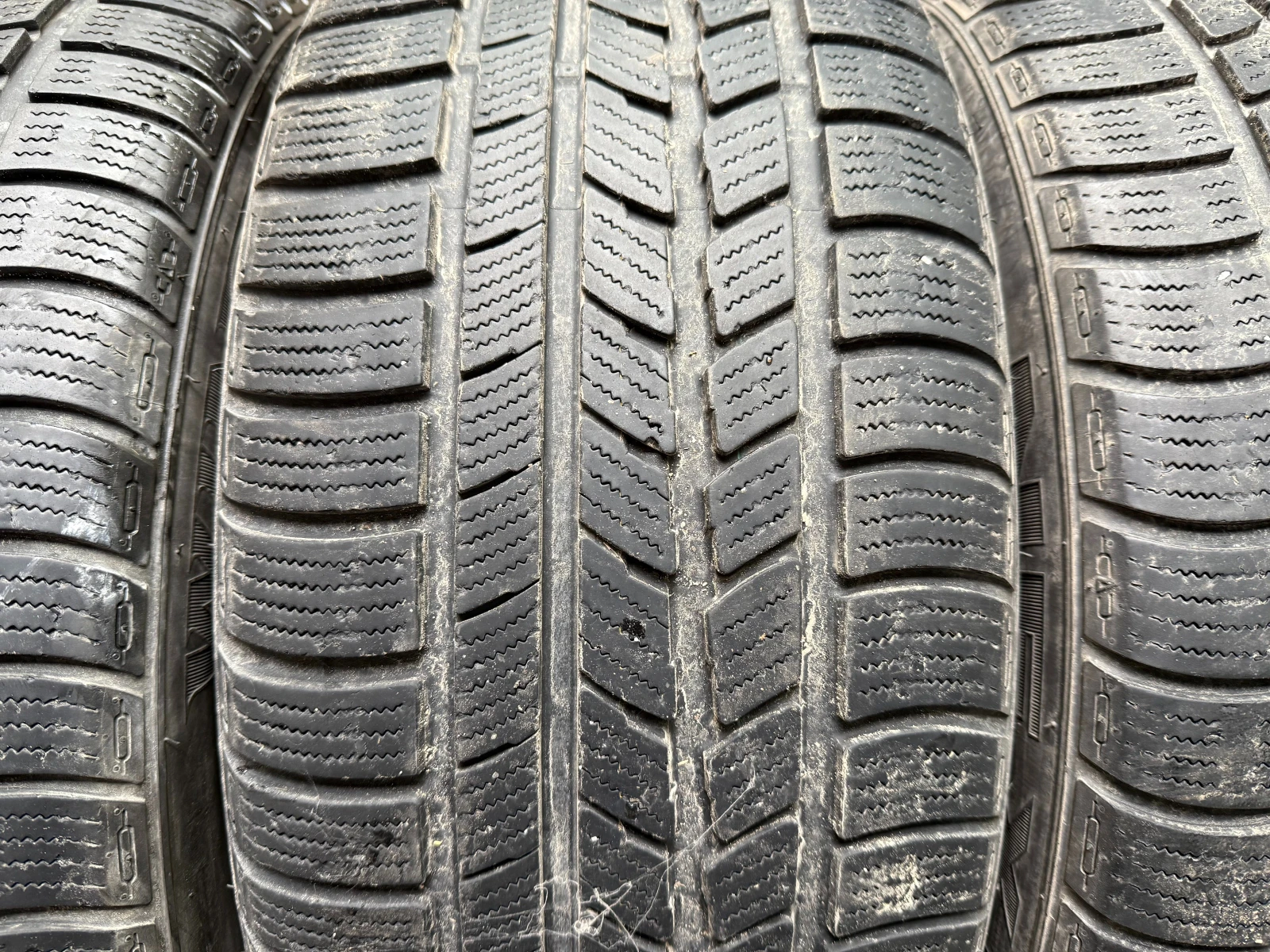  235/45R17 | Mobile.bg   5