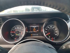 Ford Mustang 2.3L 4 Rear-wheel drive, снимка 9