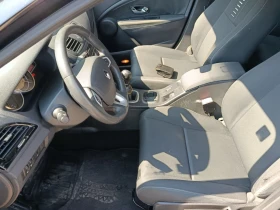 Renault Megane, снимка 2