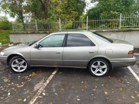 Toyota Camry, снимка 2