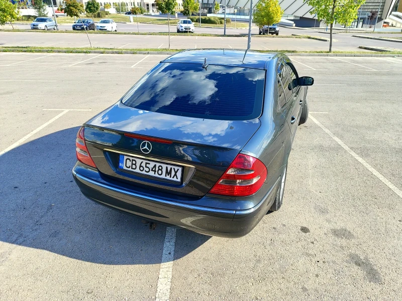 Mercedes-Benz E 220 E 220 CDI, снимка 3 - Автомобили и джипове - 47265042