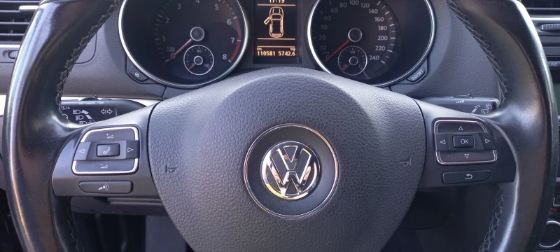 VW Golf 6, снимка 4 - Автомобили и джипове - 47587698