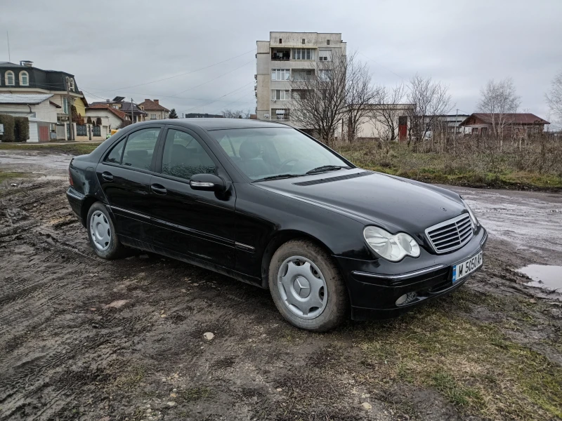 Mercedes-Benz C 200 CDI Avantgarde, снимка 6 - Автомобили и джипове - 48319363