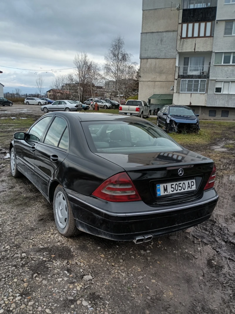 Mercedes-Benz C 200 CDI Avantgarde, снимка 8 - Автомобили и джипове - 48319363