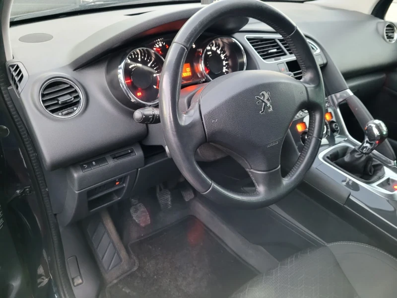 Peugeot 3008 1.6 БЕНЗИН, снимка 9 - Автомобили и джипове - 52473299