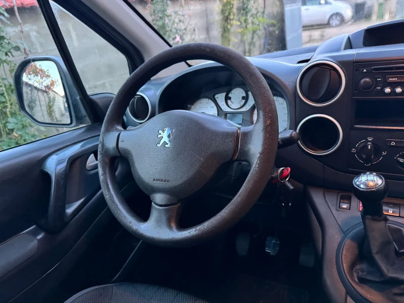 Peugeot Partner Tepee 1.6hdi, снимка 13 - Автомобили и джипове - 52498673