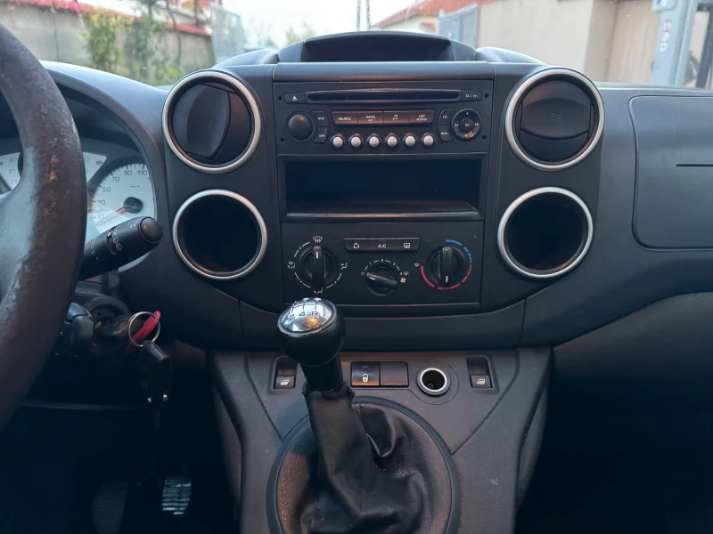 Peugeot Partner Tepee 1.6hdi, снимка 14 - Автомобили и джипове - 52498673