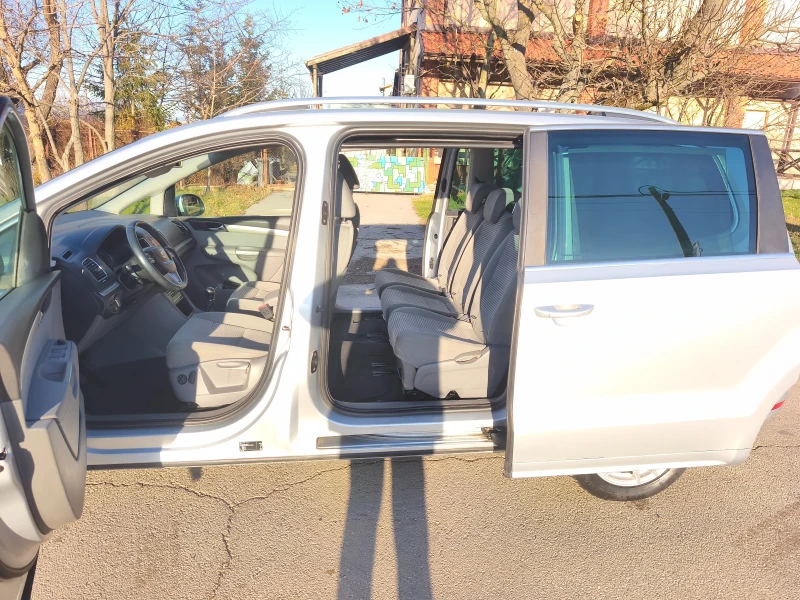 Seat Alhambra 2.0TDI 4X4 7места, снимка 11 - Автомобили и джипове - 52808887