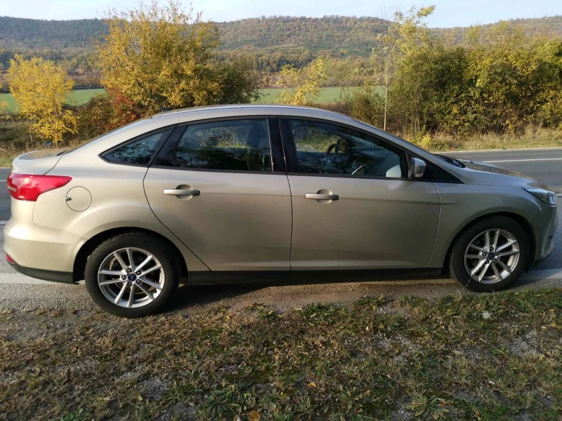 Ford Focus 1.0 EcoBoost, снимка 7 - Автомобили и джипове - 52862083