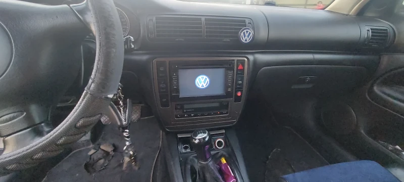 VW Passat 1.9TDI, снимка 6 - Автомобили и джипове - 53515220