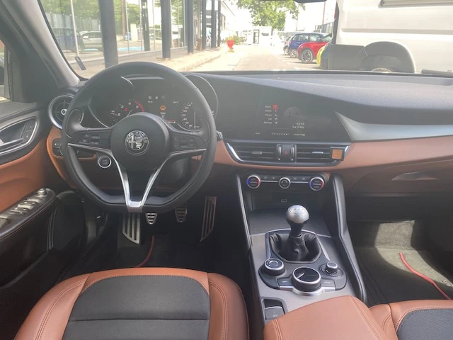 Alfa Romeo Giulia  - изображение 8