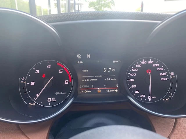 Alfa Romeo Giulia  - изображение 7