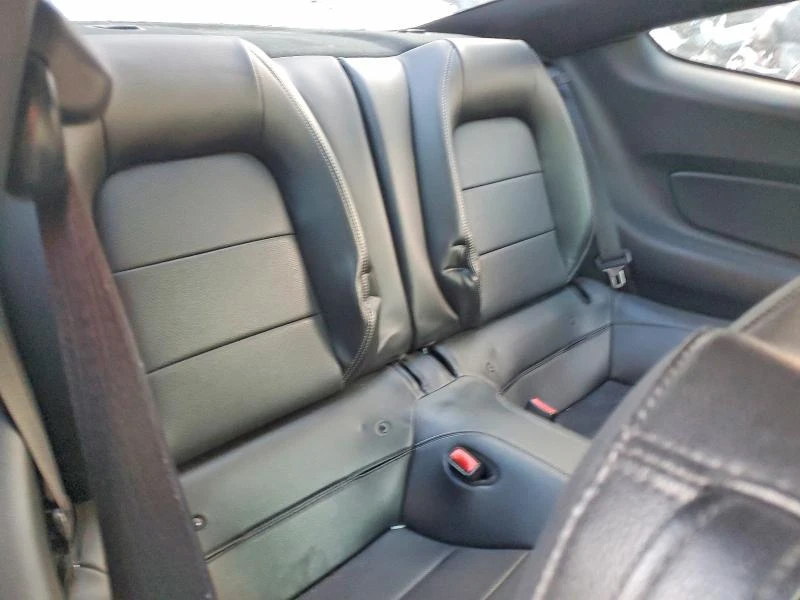 Ford Mustang 2.3L 4 Rear-wheel drive, снимка 10 - Автомобили и джипове - 53929075