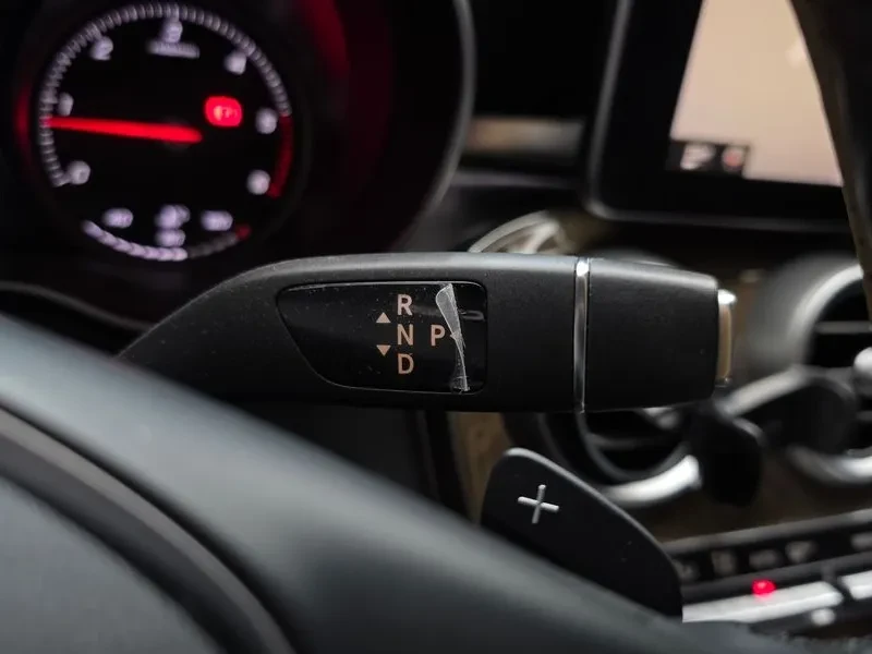 Mercedes-Benz C 220, снимка 9 - Автомобили и джипове - 54282271