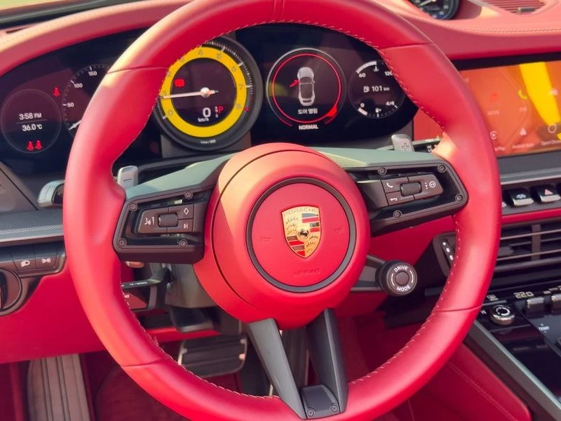 Porsche 911 3.0 DKC Automatic, снимка 7 - Автомобили и джипове - 55906091