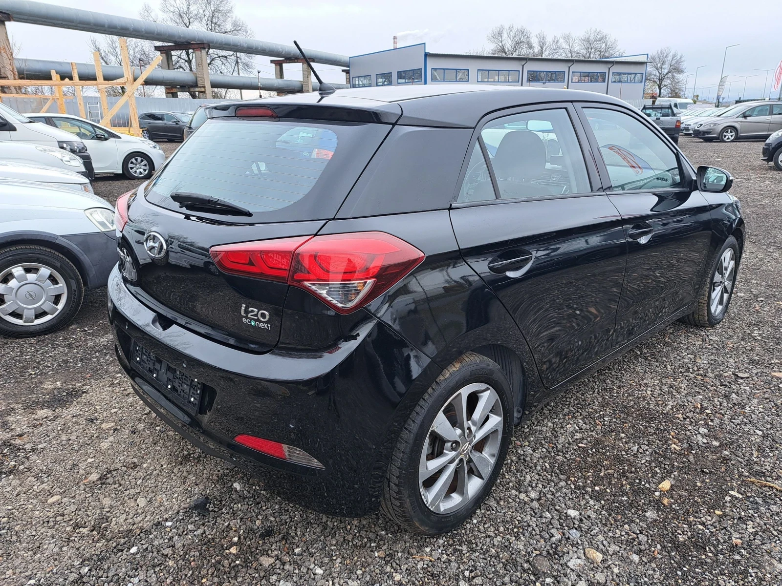 Hyundai I20 1.3i16v 82ps.GPL ITALIA - изображение 8