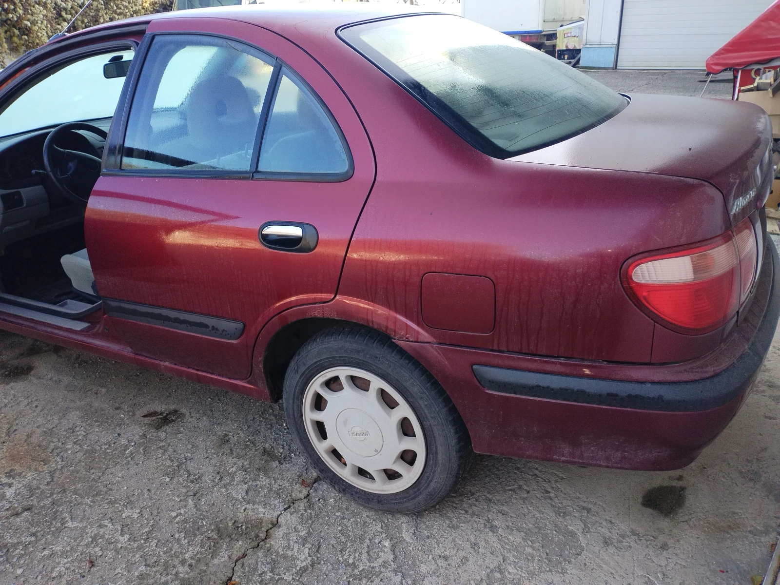 Nissan Almera 2.2 Di  - изображение 8