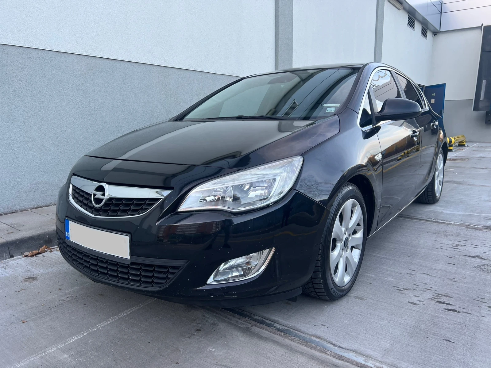 Opel Astra 1.7cdti* 125ps* SPORT* NAVI*  - изображение 2