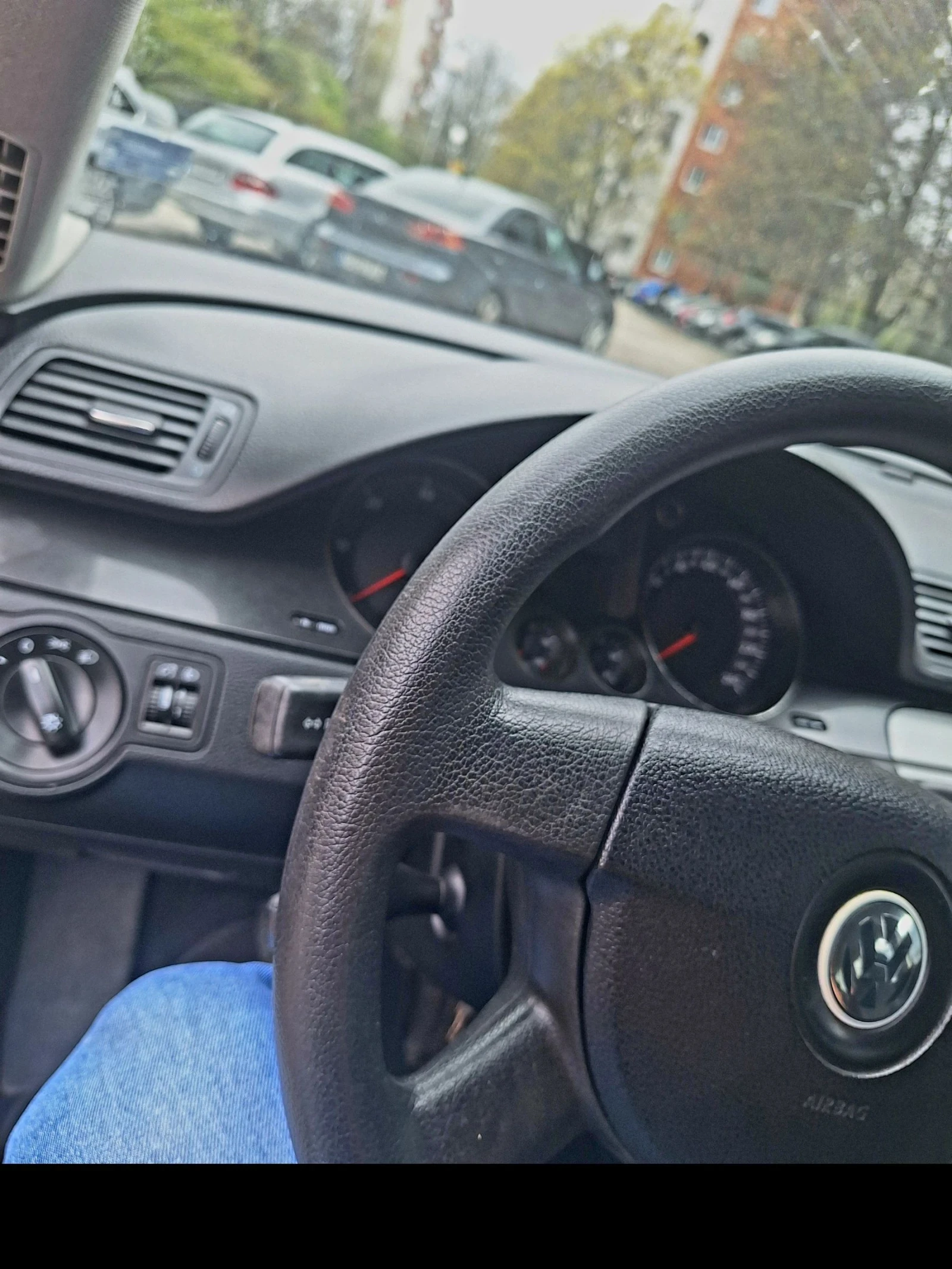 VW Passat B6 1.9 TDI - изображение 8