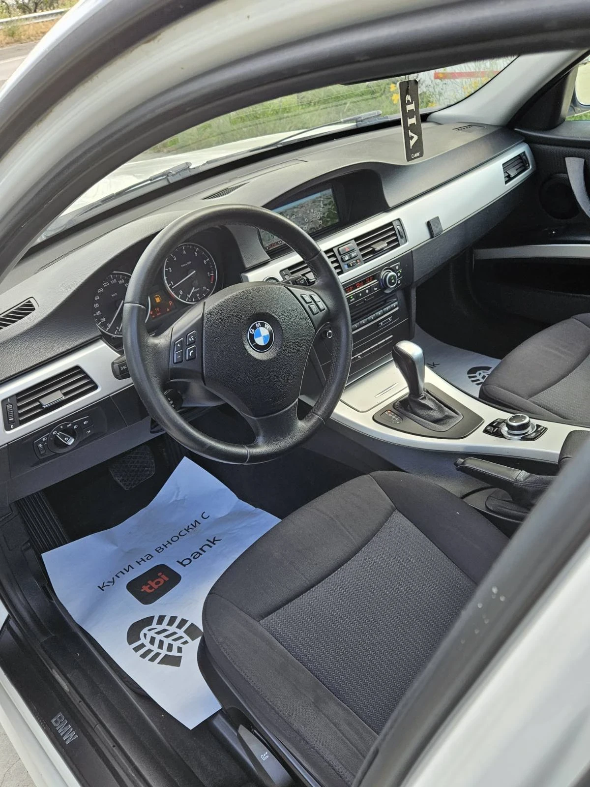 BMW 320 2.0i* Facelift  - изображение 8