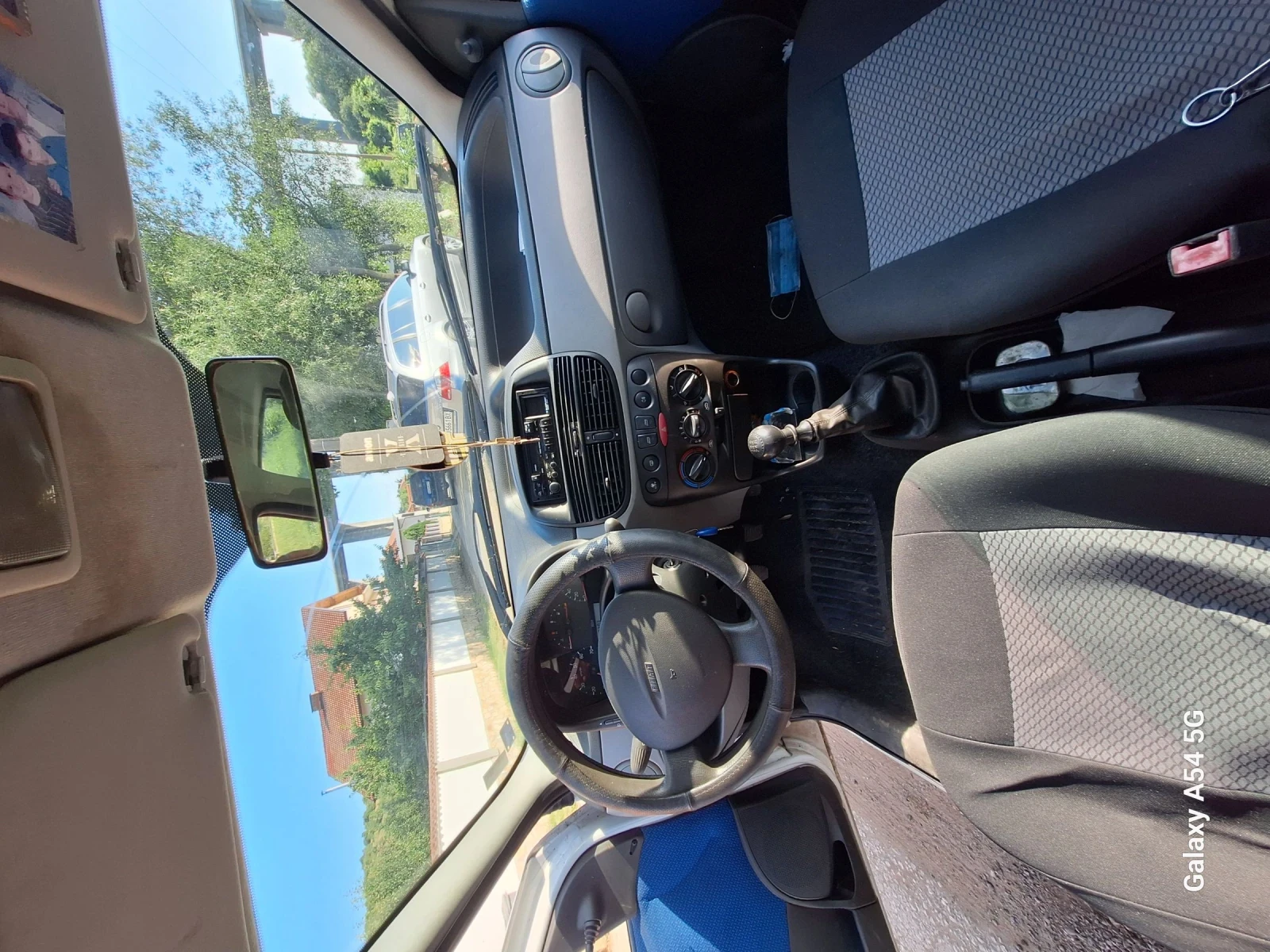Fiat Punto 1.2i - изображение 9