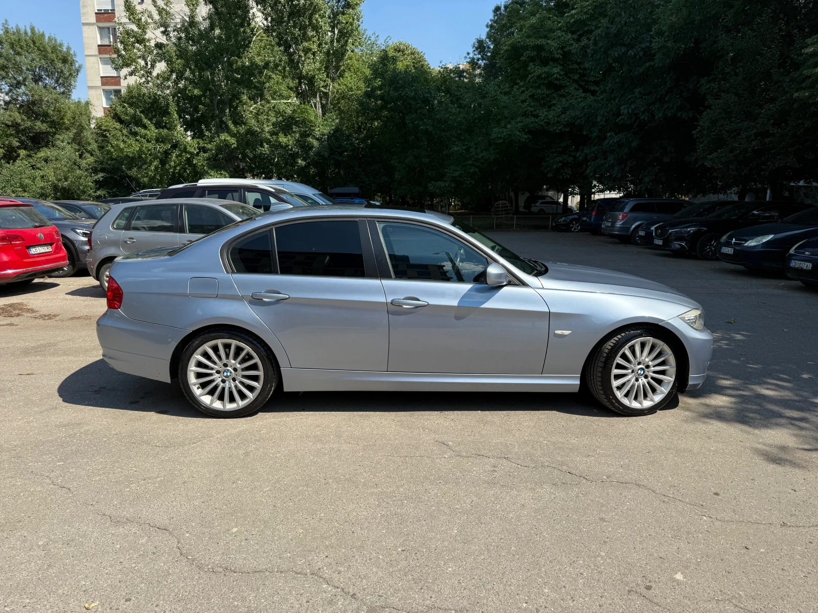 BMW 320  - изображение 4