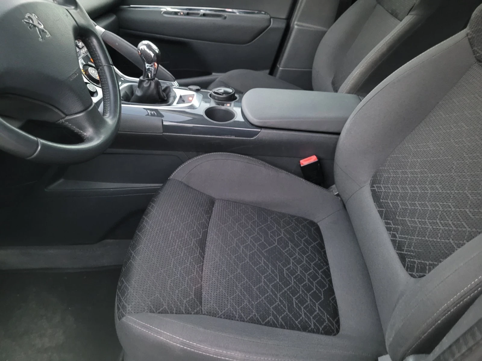 Peugeot 3008 1.6 БЕНЗИН - изображение 10