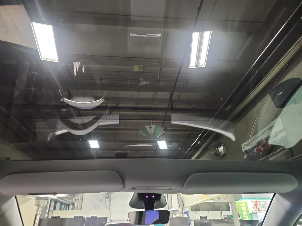 Tesla Model Y * LONG RANGE * CARFAX * ��� ������������ ������ | Mobile.bg � ����������� 12