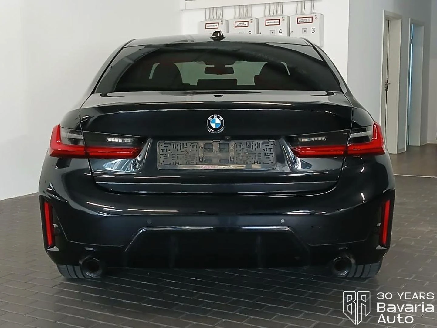 BMW 320 d xDrive M Sport Paket, снимка 3 - Автомобили и джипове - 53817342