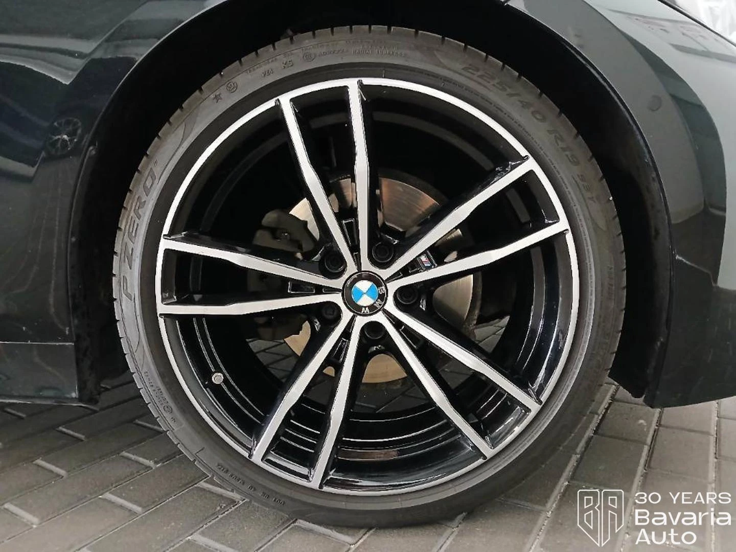 BMW 320 d xDrive M Sport Paket, снимка 17 - Автомобили и джипове - 53817342