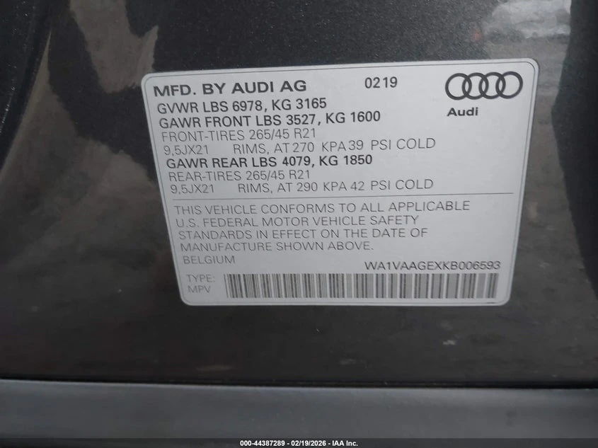 Audi E-Tron Premium Plus, снимка 9 - Автомобили и джипове - 53870579