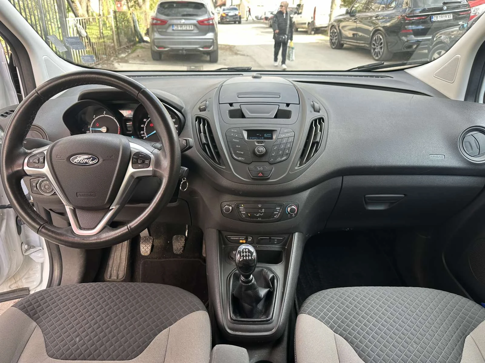 Ford Courier, снимка 2 - Автомобили и джипове - 53990614