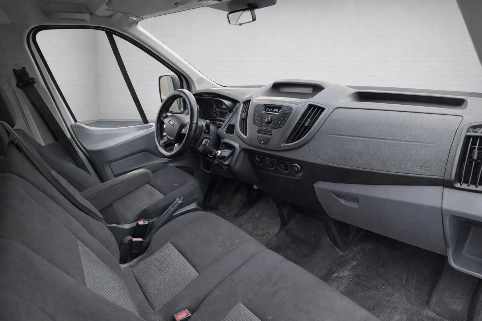 Ford Transit Custom, снимка 4 - Автомобили и джипове - 54084014