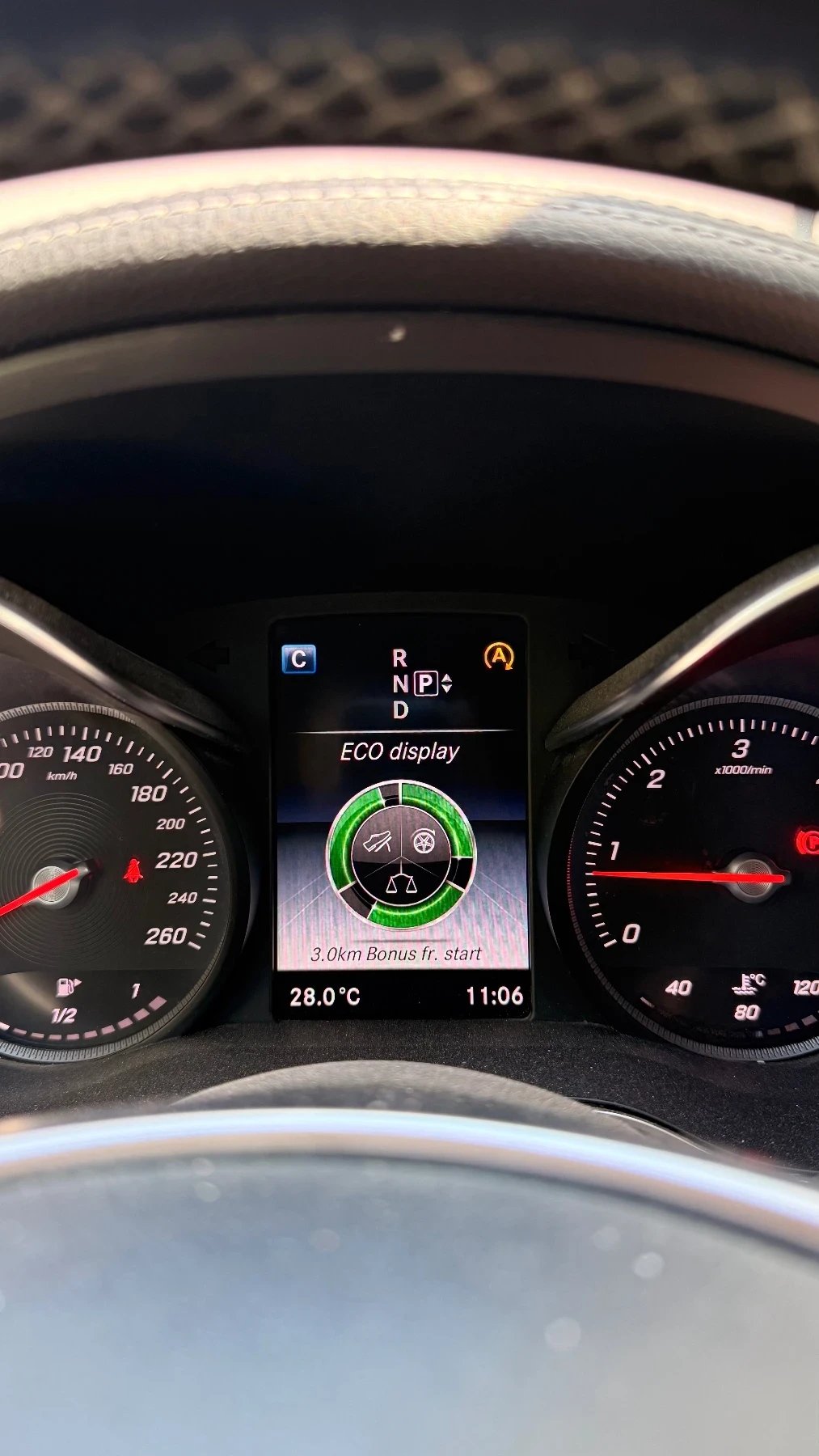 Mercedes-Benz C 250 AMG Line, снимка 13 - Автомобили и джипове - 54402571