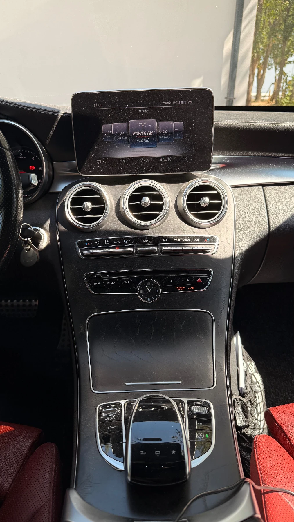 Mercedes-Benz C 250 AMG Line, снимка 12 - Автомобили и джипове - 54402571