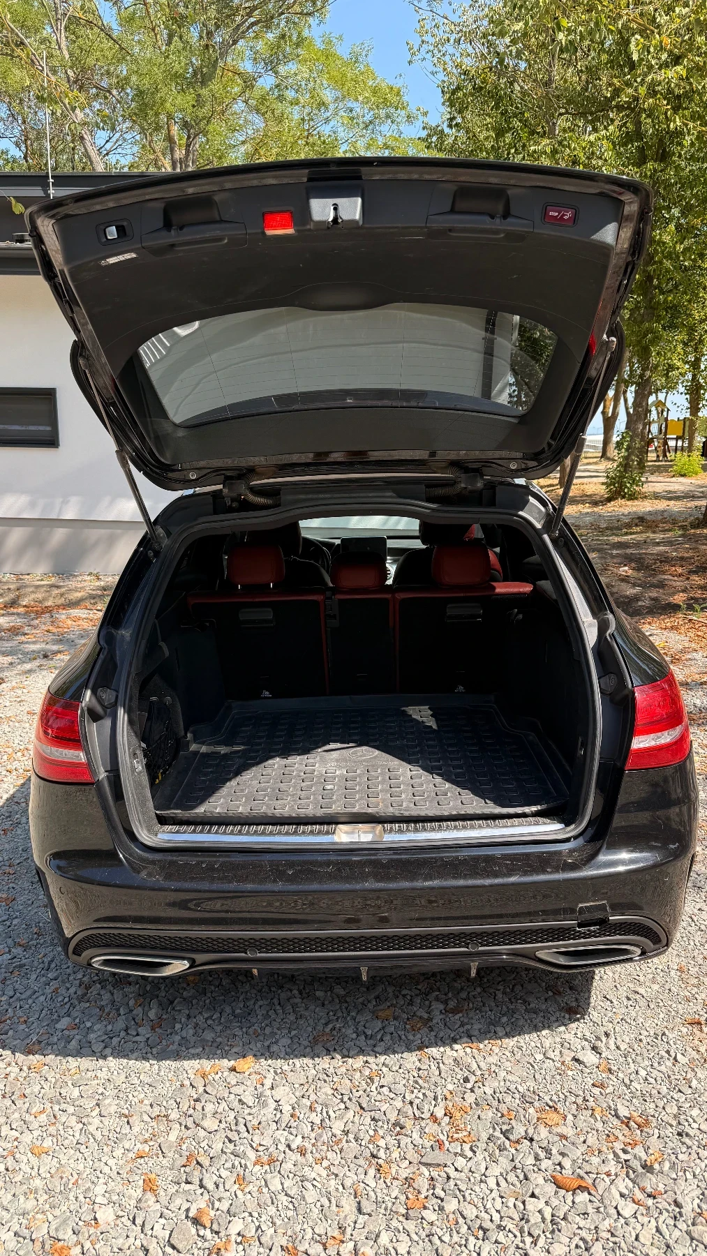 Mercedes-Benz C 250 AMG Line, снимка 8 - Автомобили и джипове - 54402571