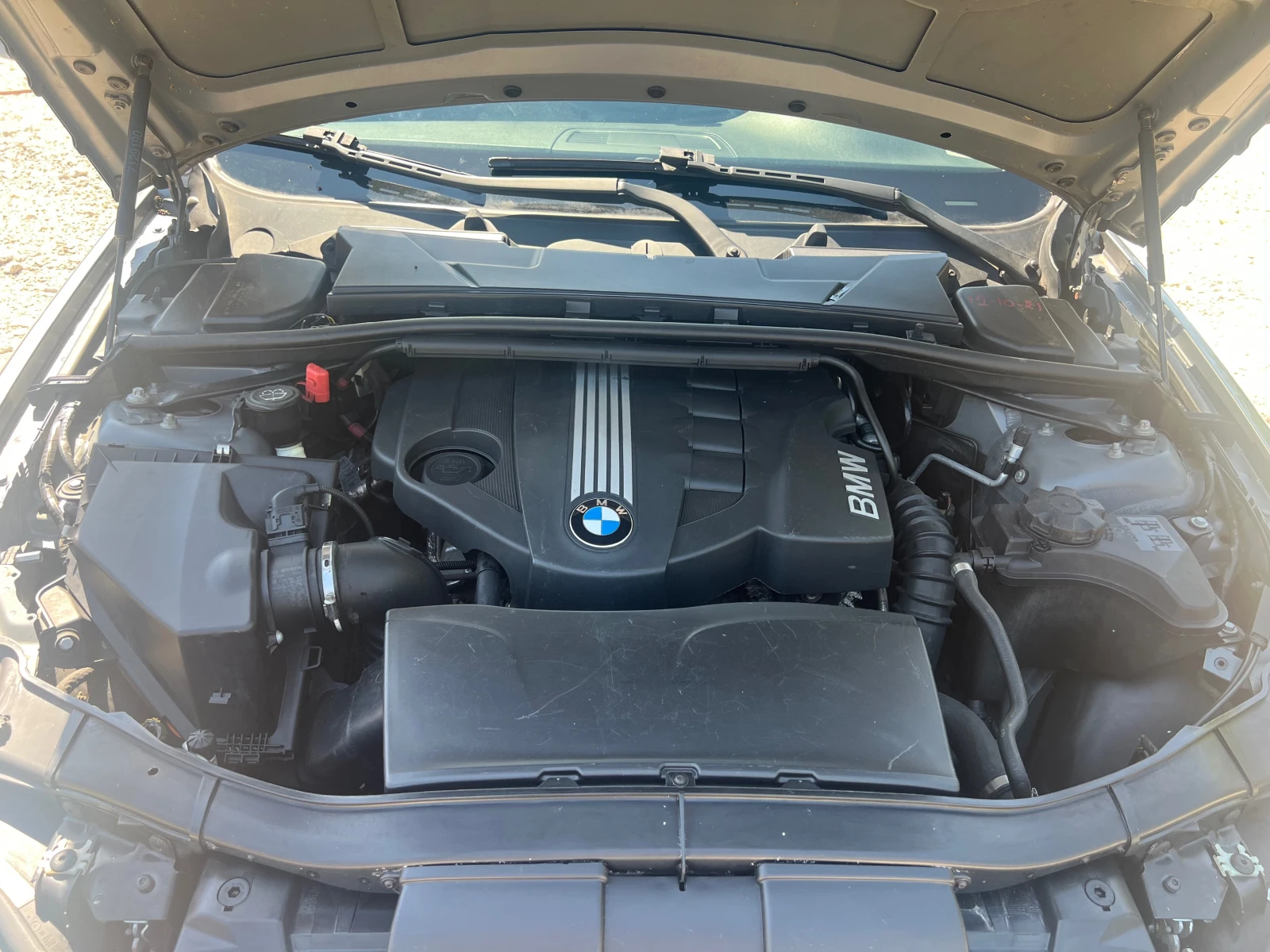 BMW 320 FaceLift кожа, снимка 16 - Автомобили и джипове - 54424342