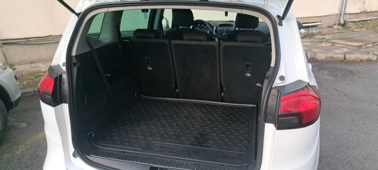 Opel Zafira, снимка 12 - Автомобили и джипове - 54621767