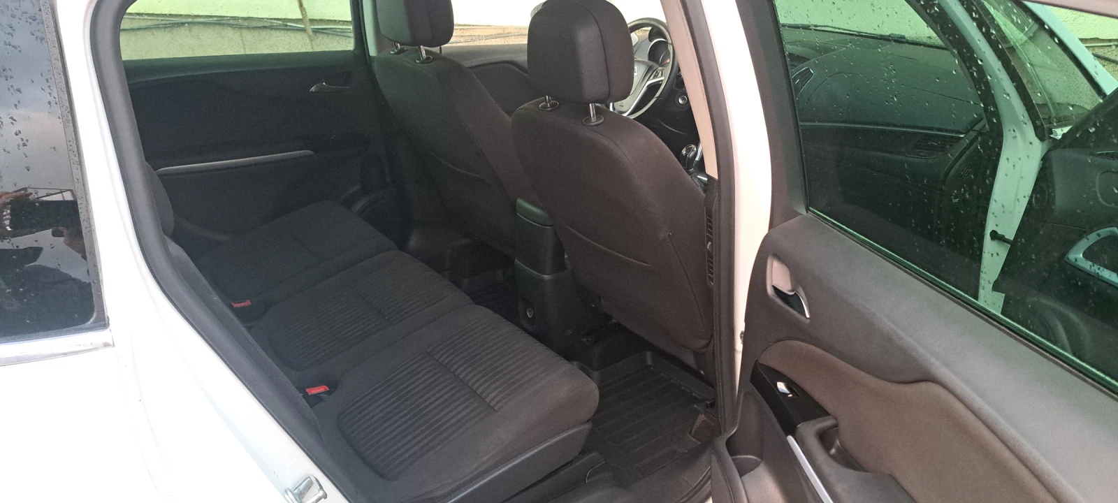 Opel Zafira, снимка 10 - Автомобили и джипове - 54621767