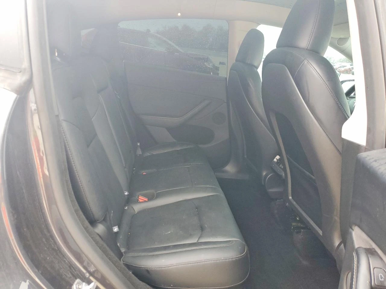 Tesla Model Y, снимка 10 - Автомобили и джипове - 54647714
