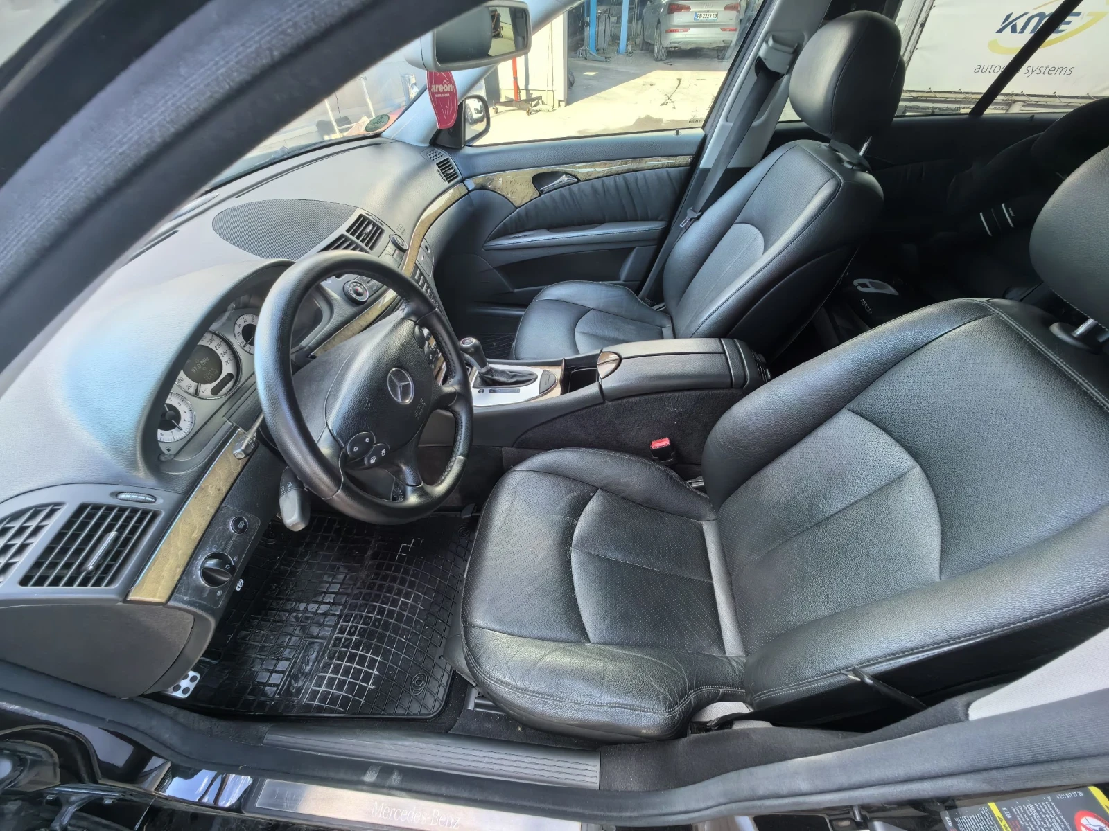 Mercedes-Benz E 350 W211 E350 АГУ, снимка 10 - Автомобили и джипове - 54662212